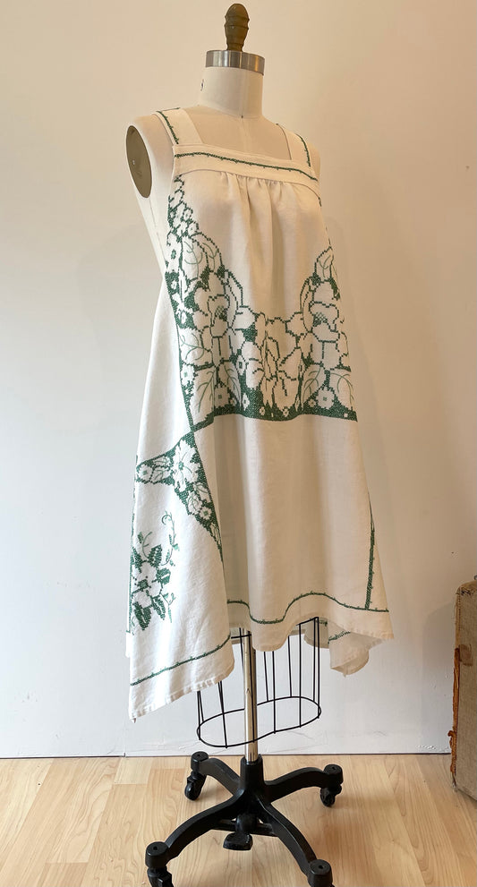 *Eucalyptus & Loden Green Floral* Vintage Embroidered Linen Tablecloth Dress ~ Size M