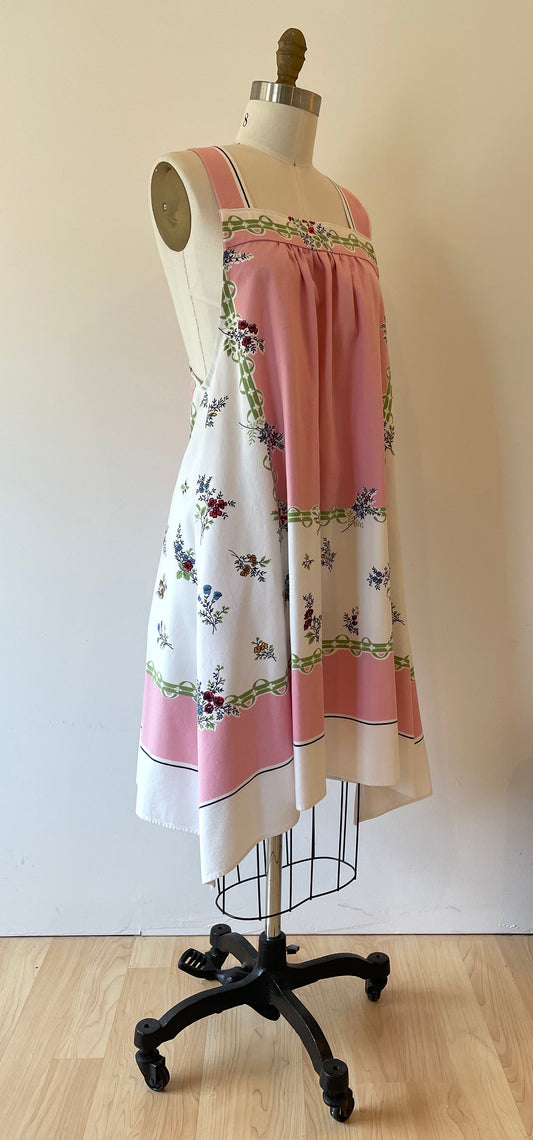 *Pretty in Pink* ~ Vintage Floral Print Tablecloth Dress ~ Size L