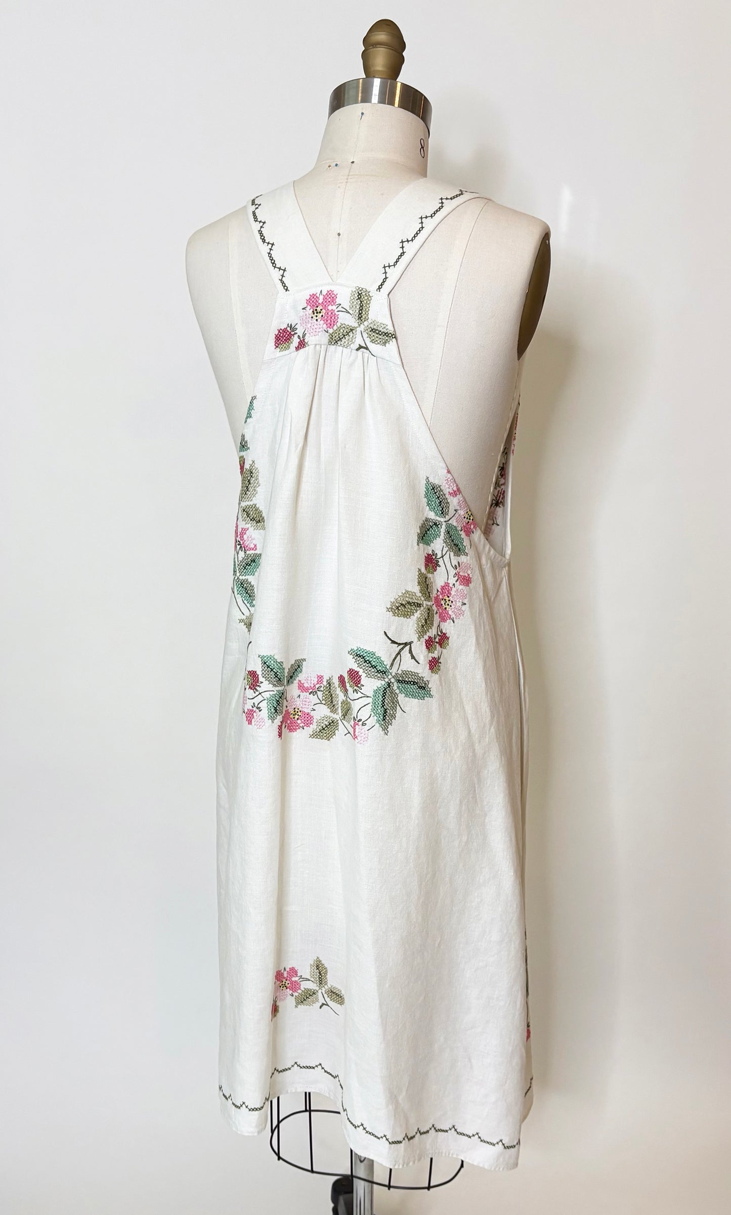 *Strawberry Fields Forever* ~ Vintage Hand Embroidered Tablecloth Dress ~ M