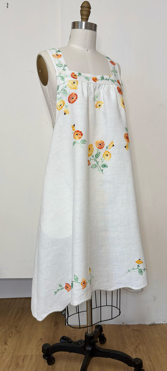 *Marigold Magic* ~ Vintage Hand Embroidered Linen Tablecloth Dress ~ Size XL