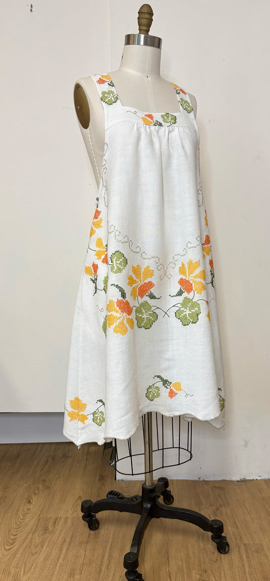 *Trailing Nasturtiums* ~ Vintage Hand Embroidered Linen Tablecloth Dress ~ M