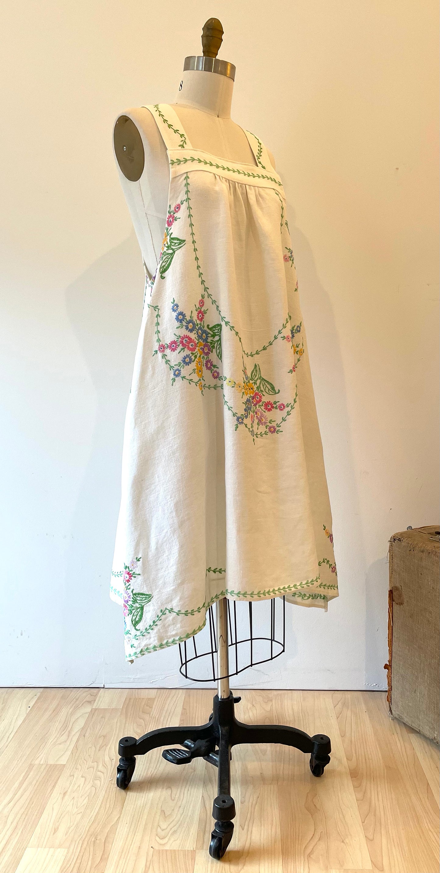 *Gathering Wildflowers* ~ Vintage Embroidered Linen Tablecloth Dress ~ Size S