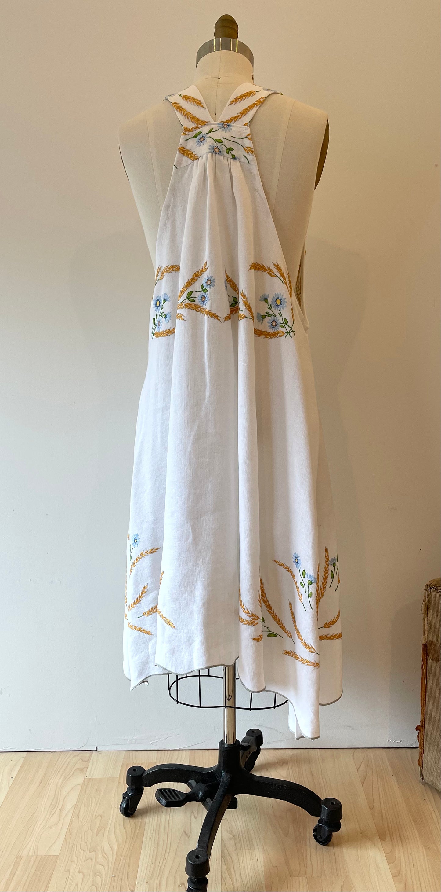 *Wheat Fields + Wildflowers* ~ Vintage Hand Embroidered Tablecloth Dress ~ Size XL