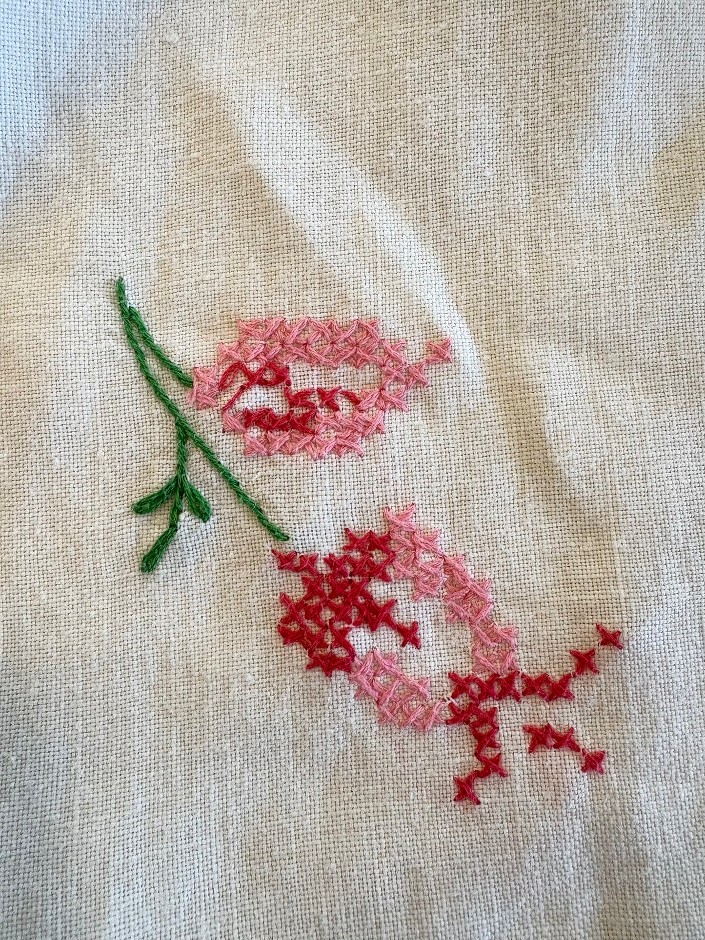 *Stroll Through the Rose Garden* ~ Vintage Hand Embroidered Linen Tablecloth Dress ~ Size 2X