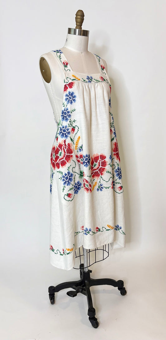 *Blooms in Abundance* ~ Vintage Hand Embroidered Tablecloth Dress ~ S