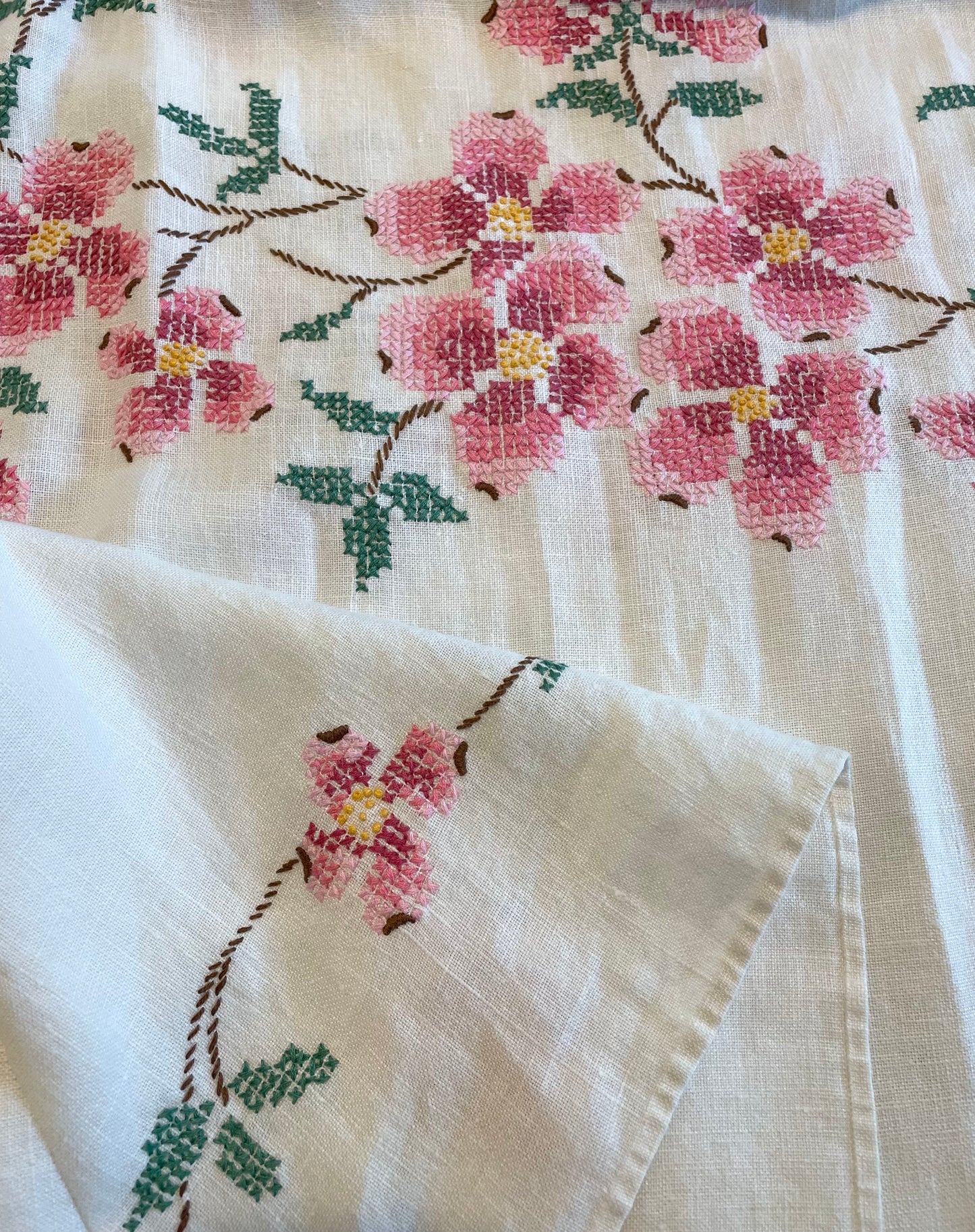 *Pink Dogwood Blossom* ~ Vintage Hand Embroidered Tablecloth Dress ~ Size XL